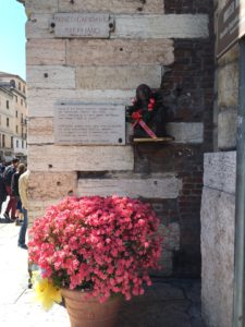 Pop Cultura na Itália: Visitando o cenário de "Cartas Para Julieta"