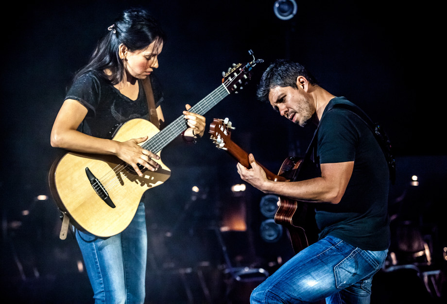  Dupla mexicana Rodrigo y Gabriela abrirá shows de John Mayer no Brasil