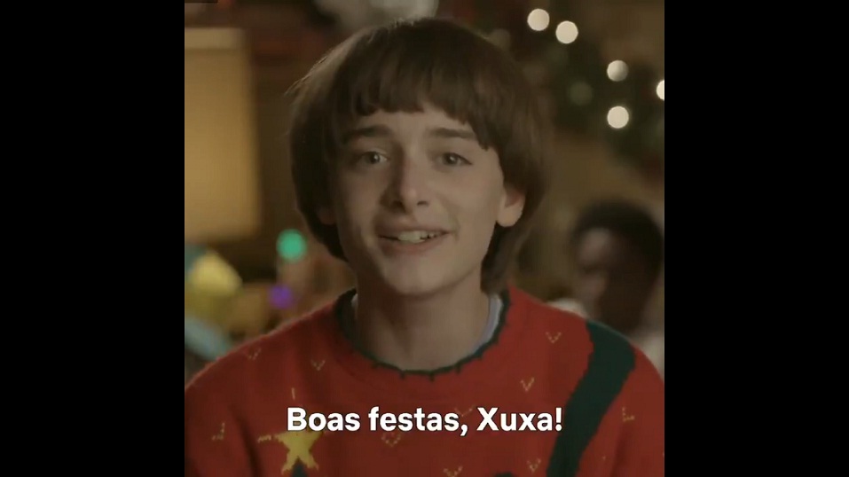  Em vídeo natalino de “Stranger Things”, Noah Schnapp envia mensagem à Xuxa
